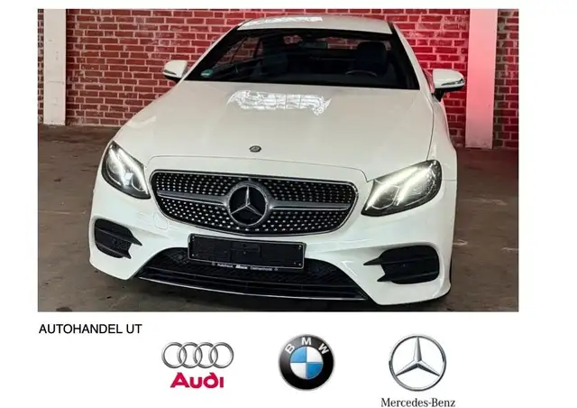 Mercedes-Benz E 300 Coupe 9G AMG LED/WIDE/Burmester/R.Kamera