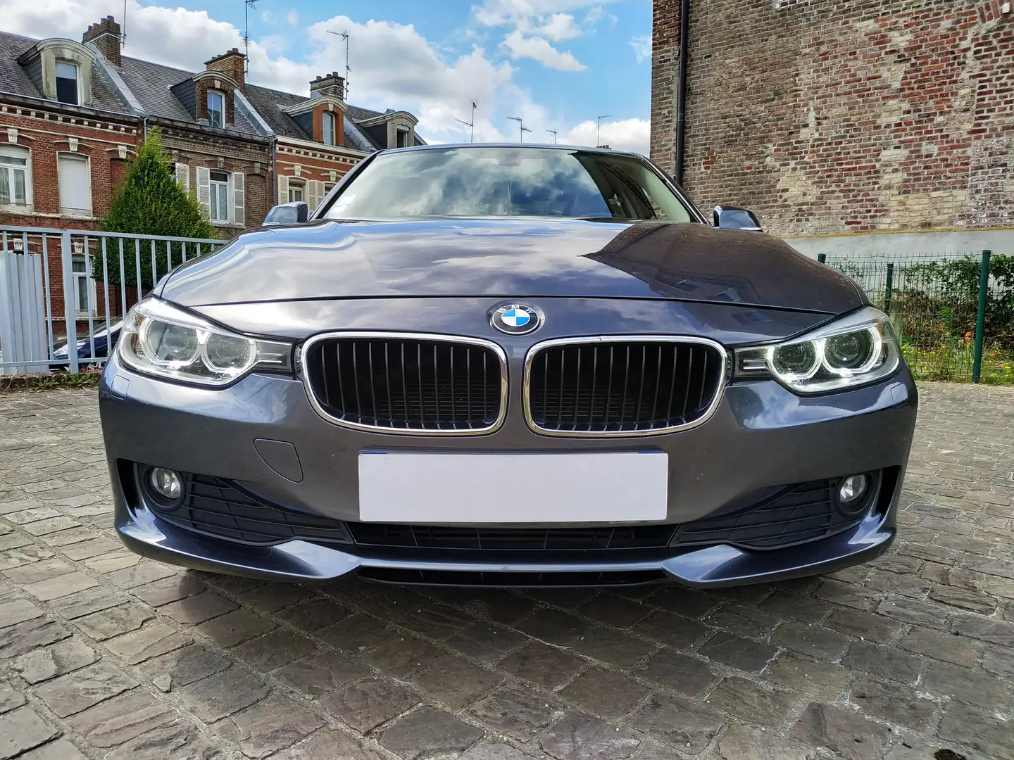 BMW 318 SERIE 3 F30 (11/2011-07/2015)  143 ch Luxury Gris - 2