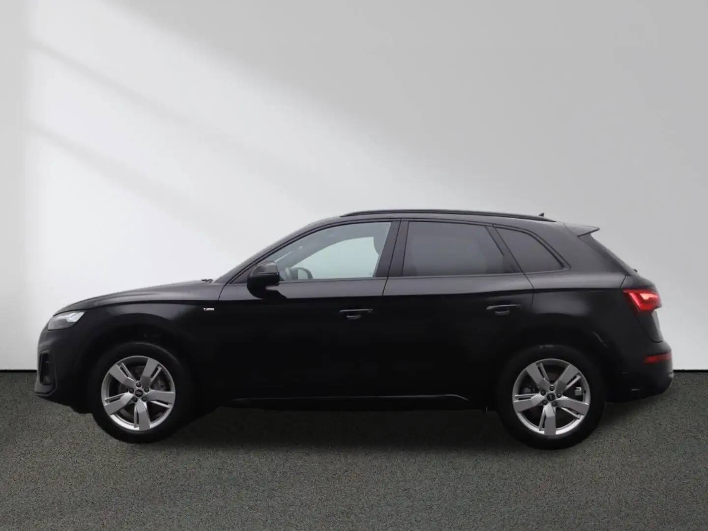 Audi Q5 45 TFSI quattro S line MMI Navi Matrix Pano Schwarz - 2