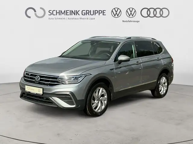 Volkswagen Tiguan Allspace Life 2.0 TDI DSG AHK 7 Sitzer Na
