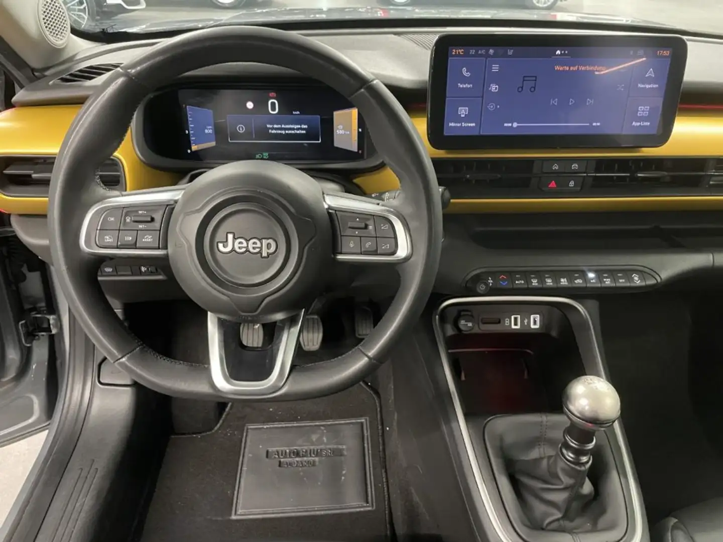 Jeep Avenger 1.2 Summit Grau - 2