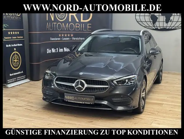 Mercedes-Benz C-Class view 6