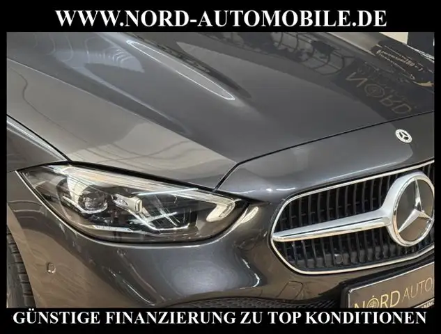 Mercedes-Benz C-Class view 14