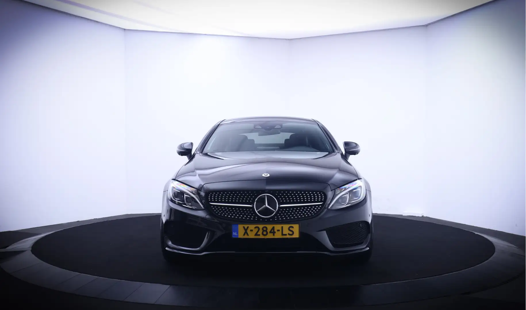 Mercedes-Benz C 250 Coupé Aut.9 211Pk AMG-Line Premium FULL LED/AMBIAN Zwart - 2