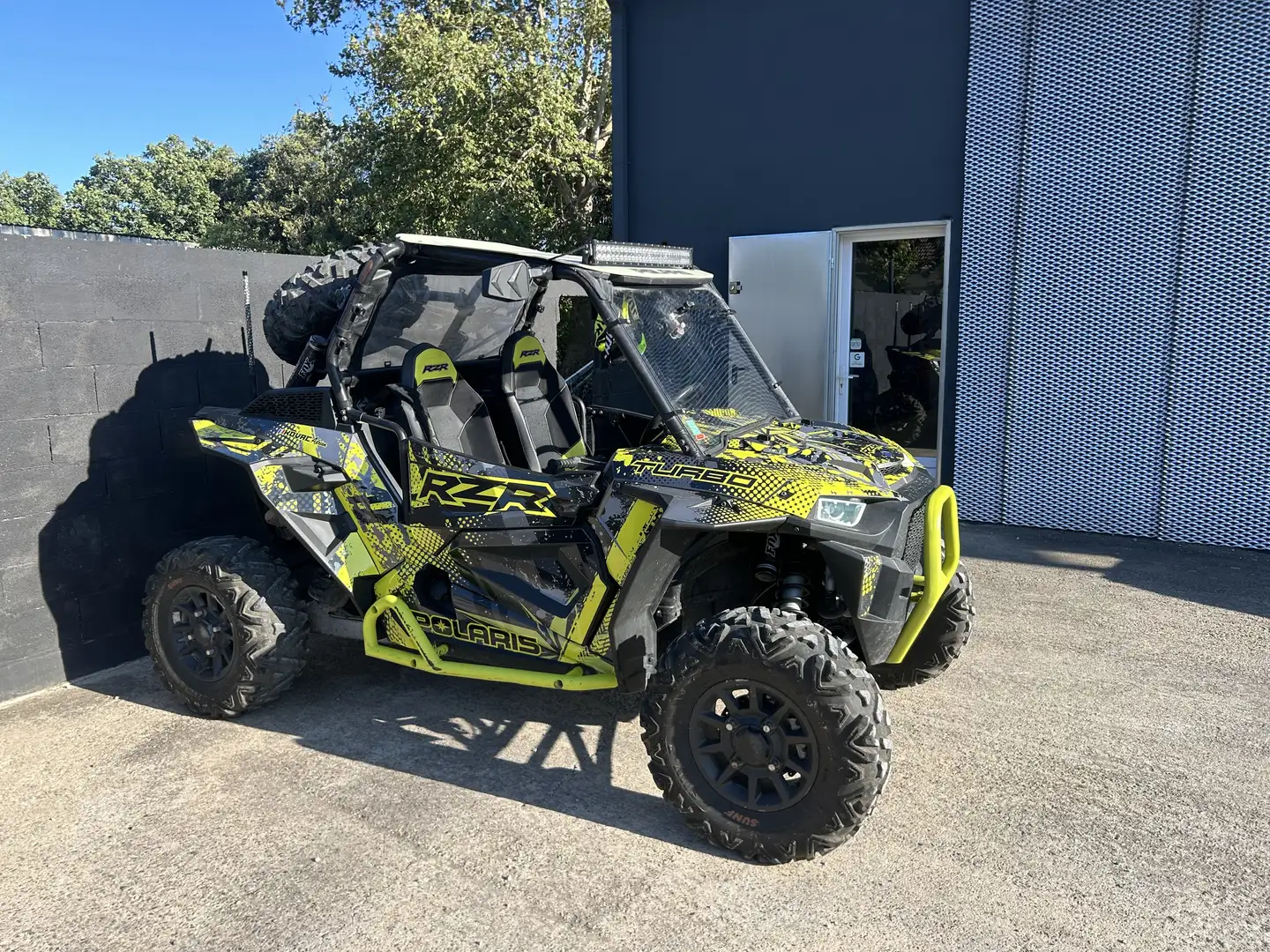 Polaris RZR XP 1000 - 1