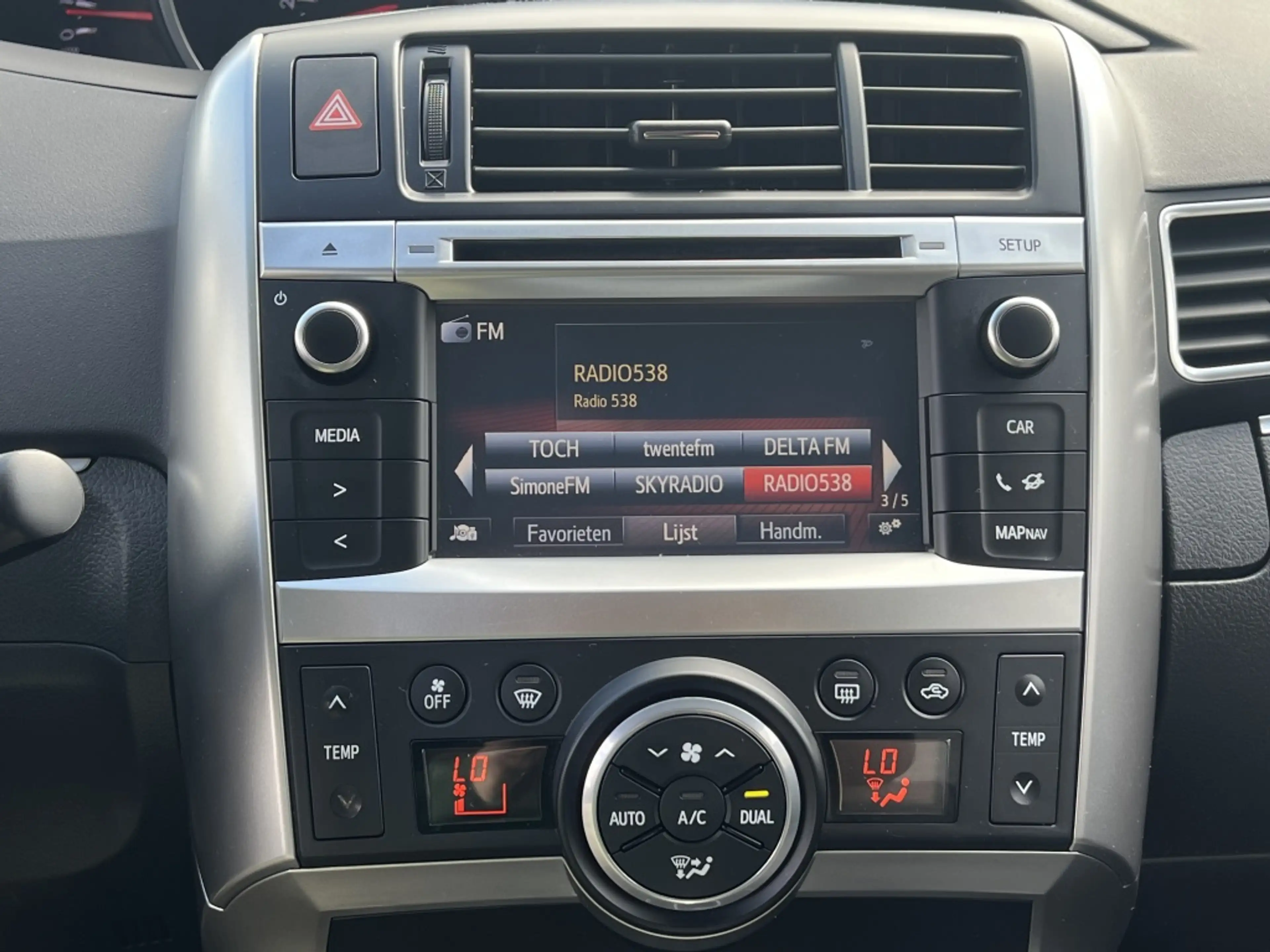 Toyota Verso 1.8 VVT-i Business Automaat | NL auto | Eerste Eig — photo 23
