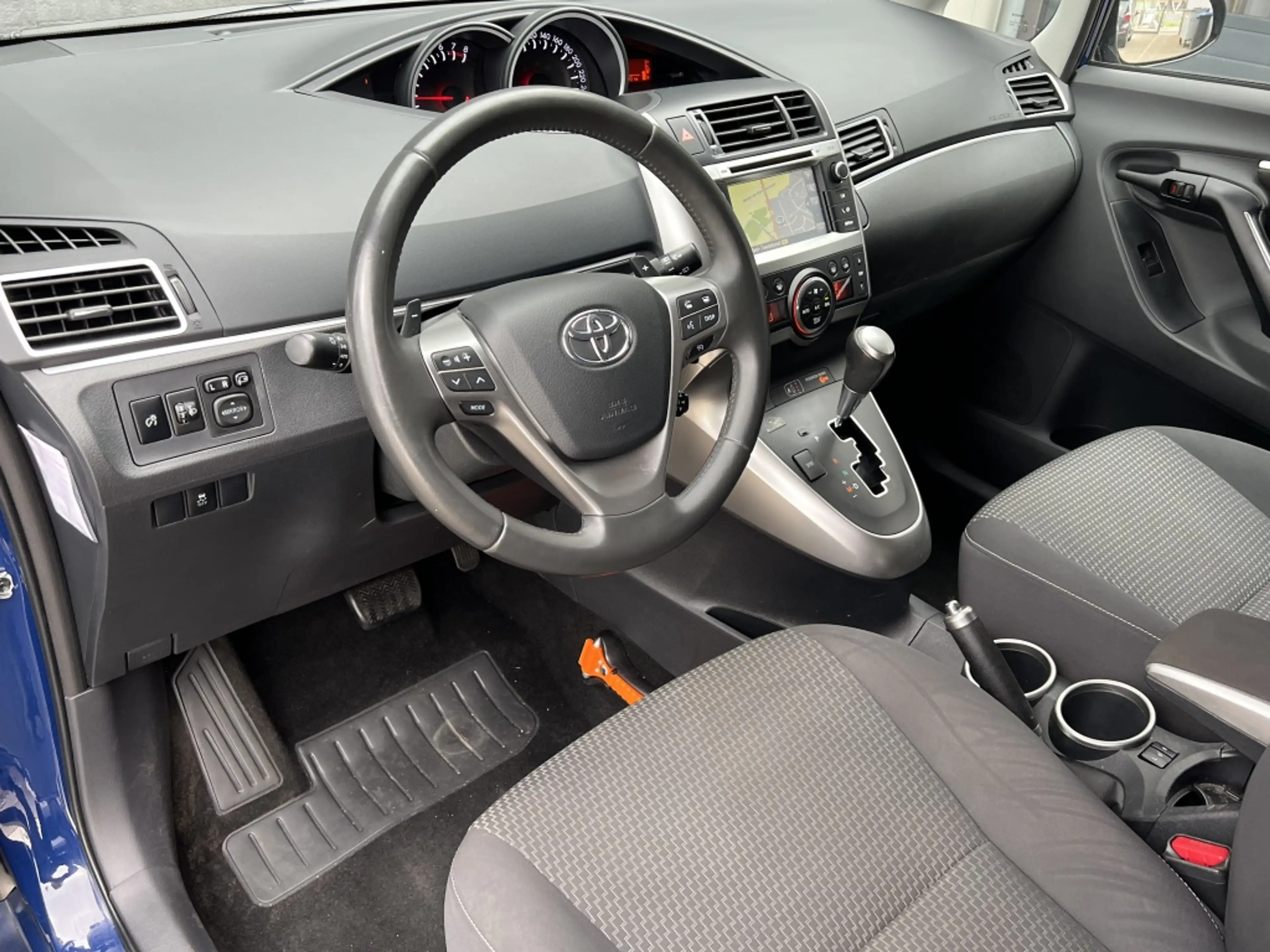Toyota Verso 1.8 VVT-i Business Automaat | NL auto | Eerste Eig — photo 11