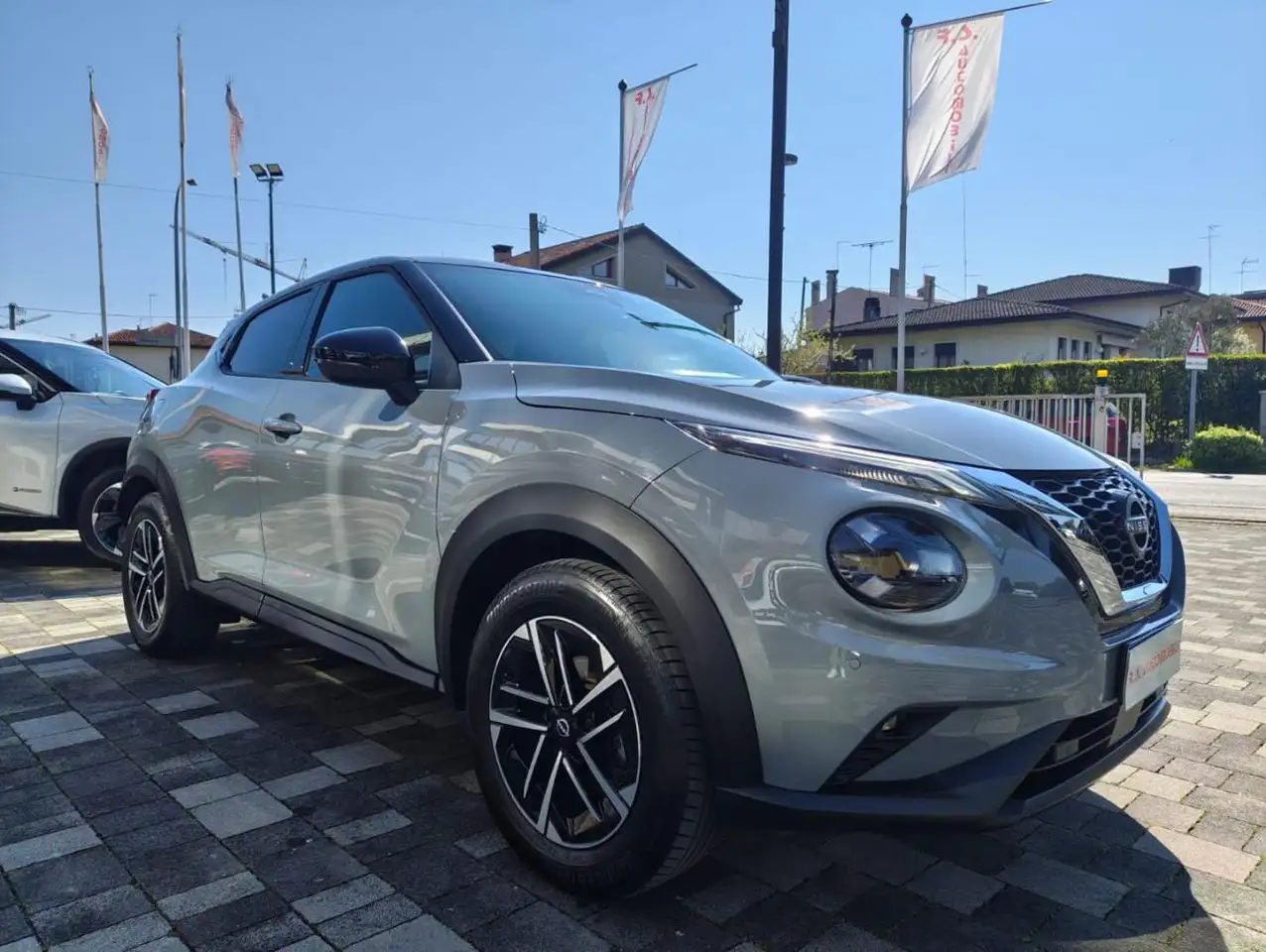 Nissan Juke 1.0 DIG-T 114 CV DCT N-CONNECTA 2