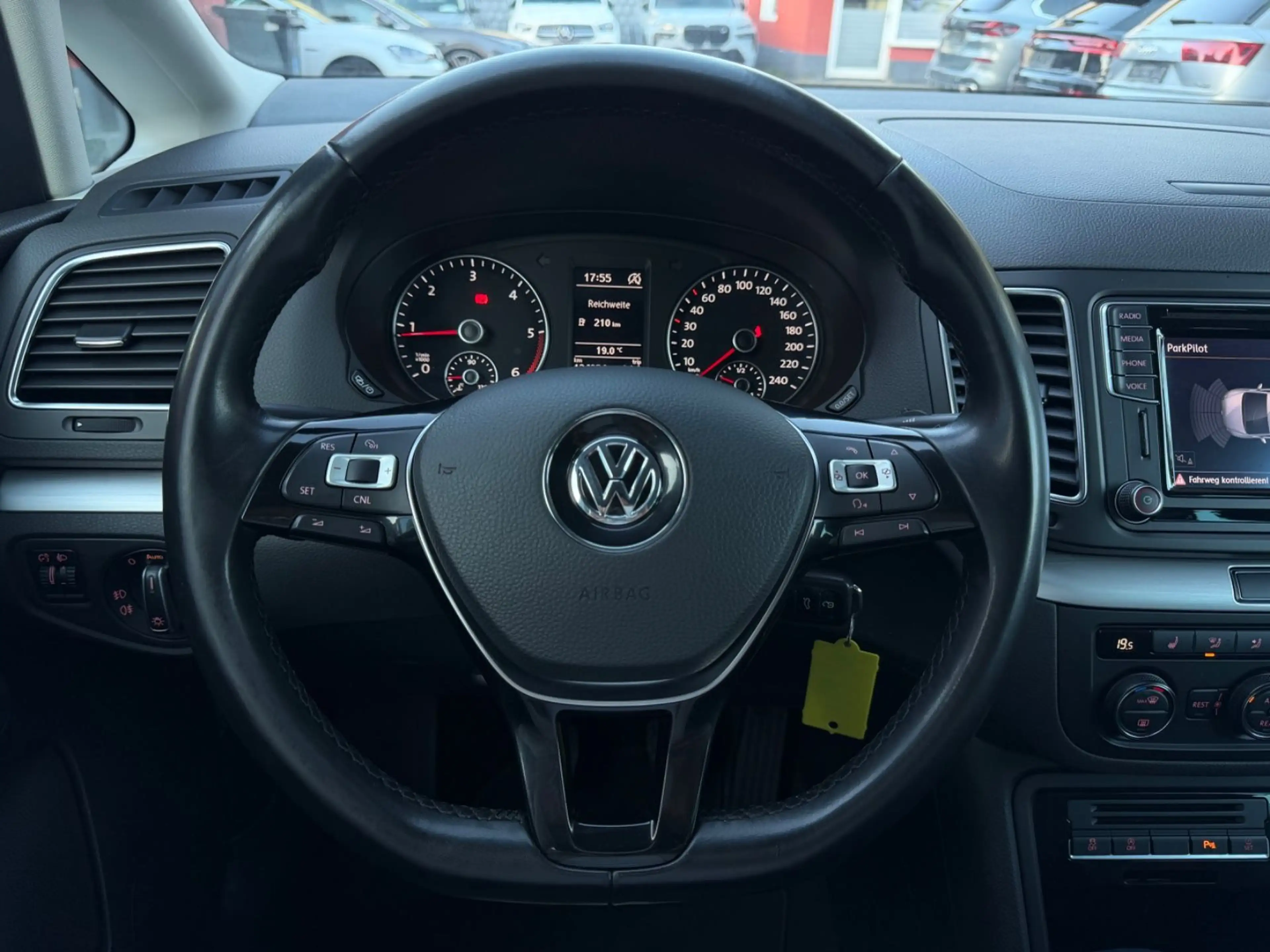 Volkswagen Sharan Comfortline 7-Sitzer*TEMPOMAT*NAVI*TISCH* — photo 14