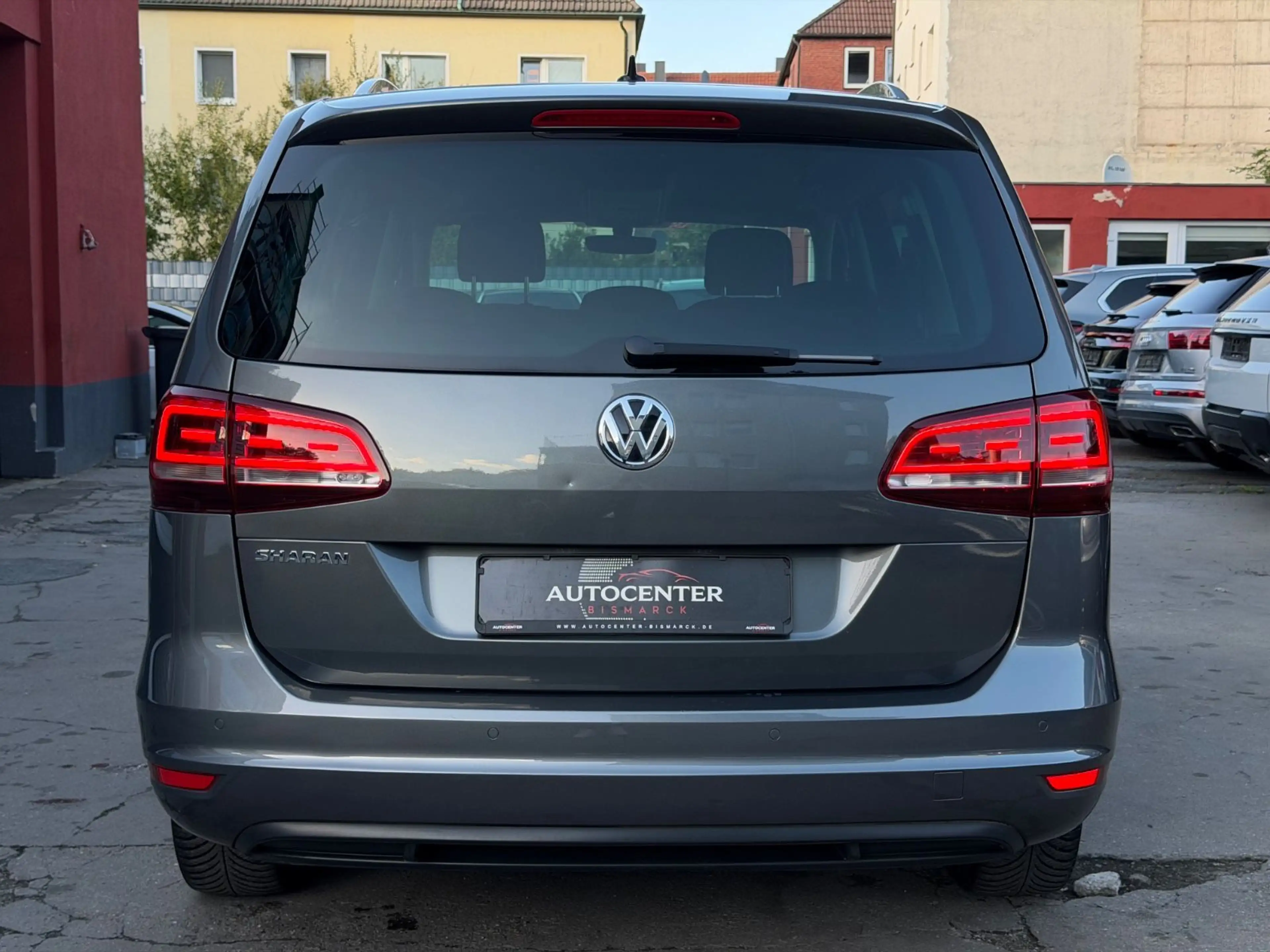 Volkswagen Sharan Comfortline 7-Sitzer*TEMPOMAT*NAVI*TISCH* — photo 6