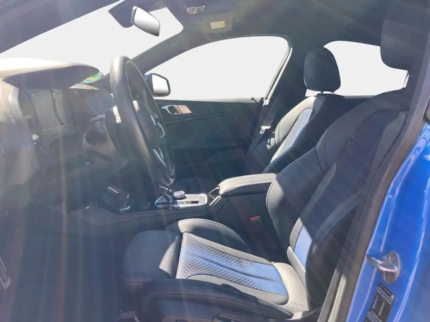 BMW 218 M Sport Blau - 2