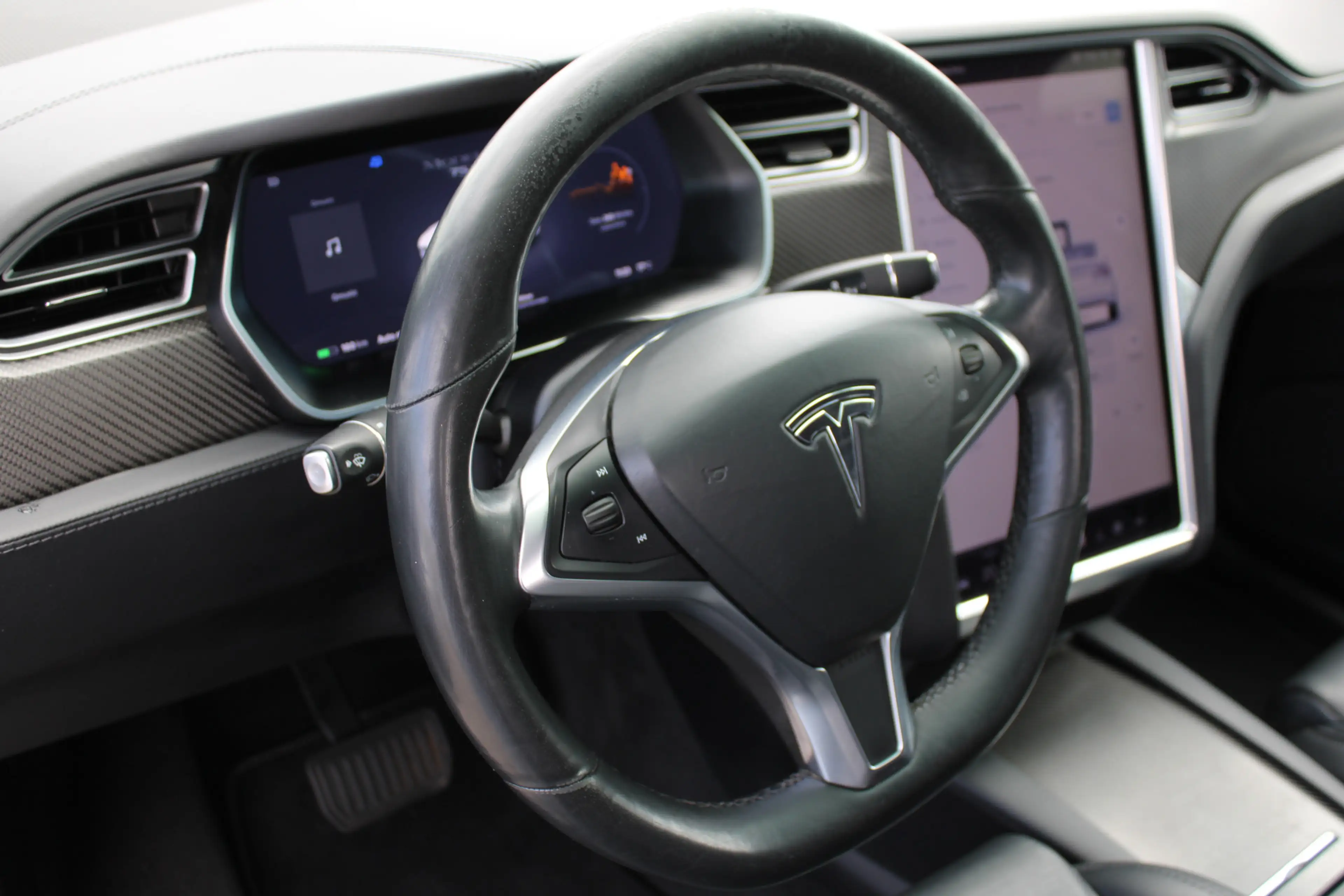Tesla Model X 75D Base 6-PER LEDER CAMERA ACC CARPLAY — photo 24