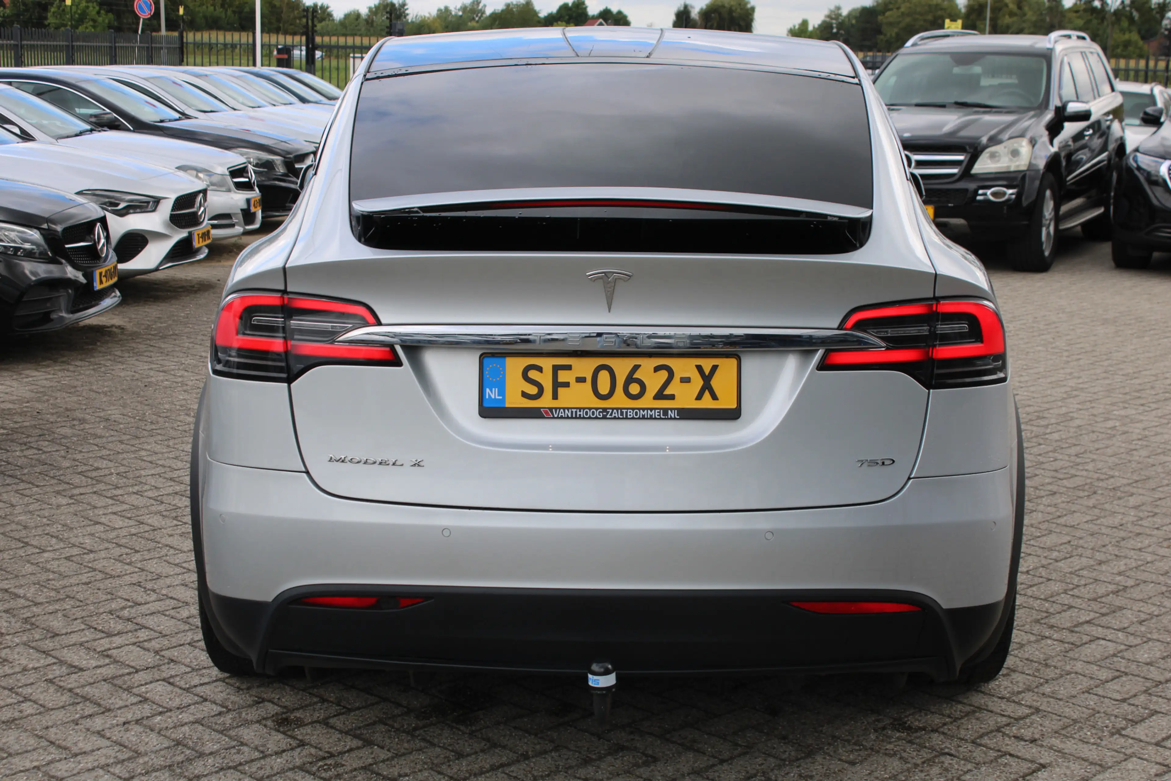 Tesla Model X 75D Base 6-PER LEDER CAMERA ACC CARPLAY — photo 9