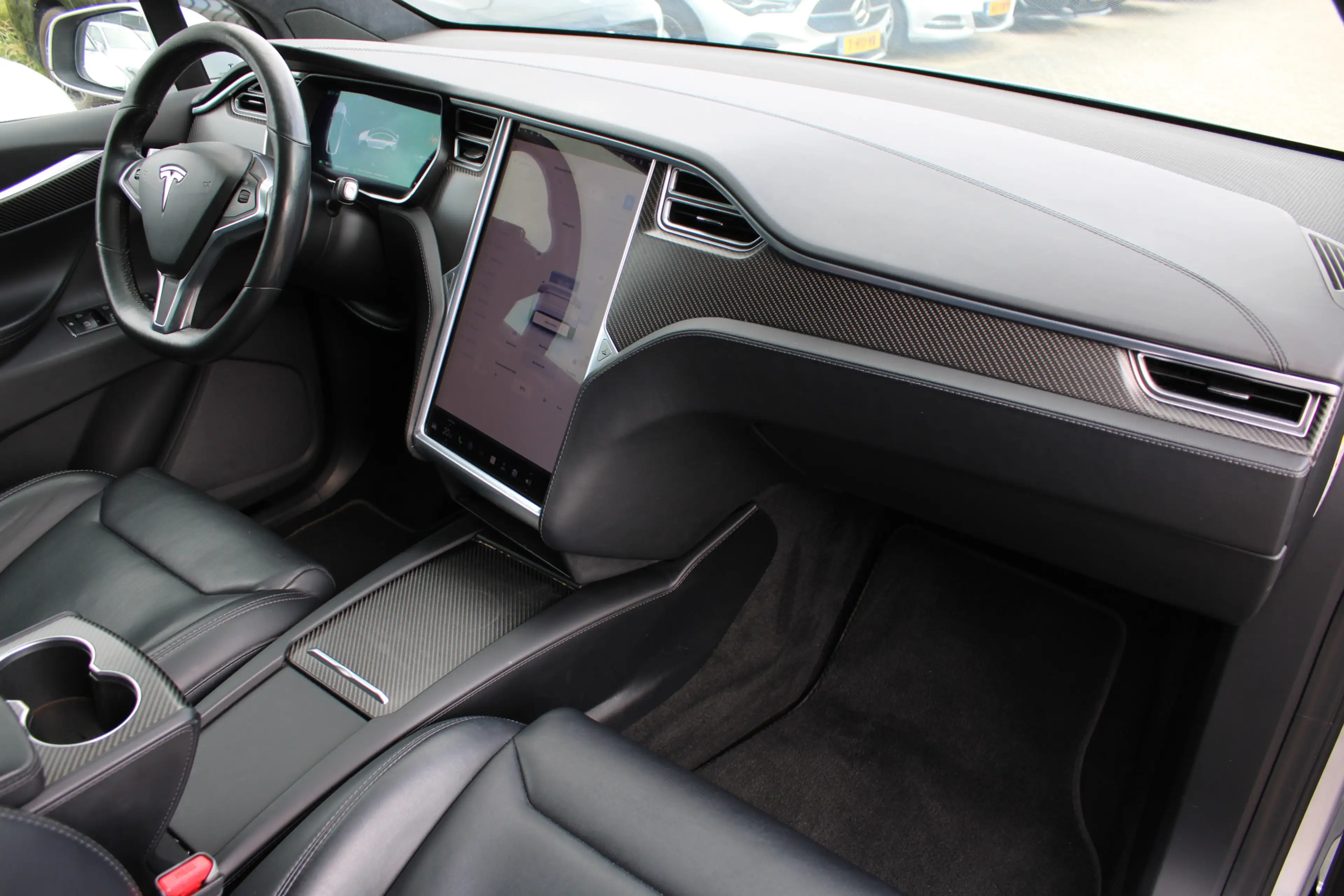 Tesla Model X 75D Base 6-PER LEDER CAMERA ACC CARPLAY — photo 15