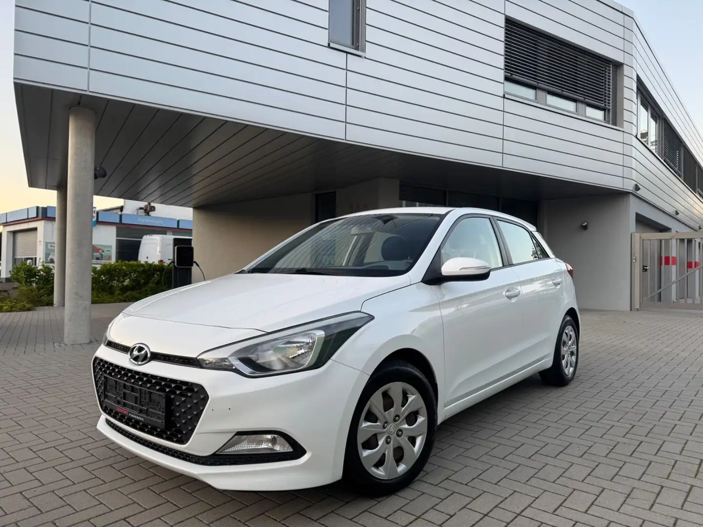 Hyundai i20 KLIMA ELEKTRISCHE FENSTER Blanc - 2