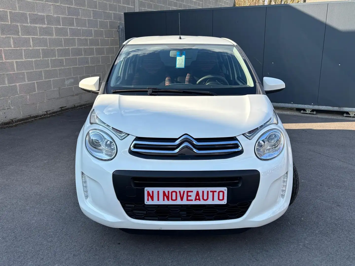 Citroen C1 1.0 VTi Shine*AIRCO USB CRUISE LED PARKSENSOR Wit - 1