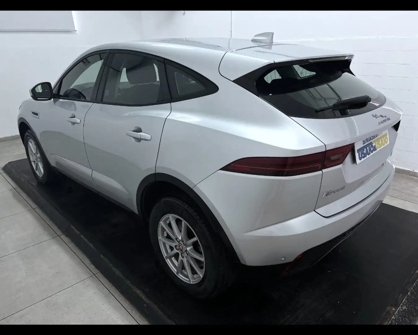 Jaguar E-Pace 2.0d i4 awd 150cv auto my19 Grigio - 2