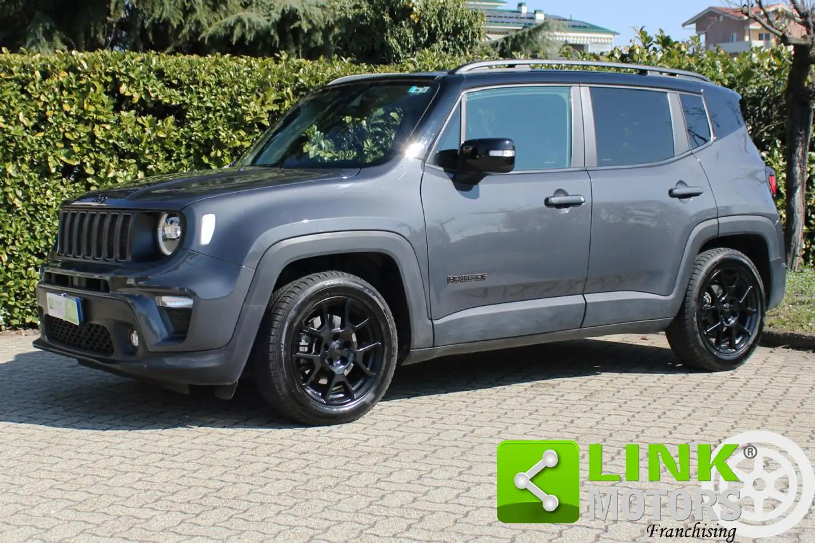 Jeep Renegade 1.5 Turbo T4 Upland e-Hybrid 130 CV DCT 4X2 Gris - 1