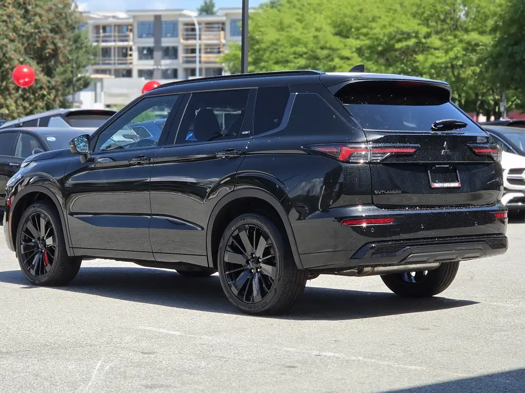 Mitsubishi Outlander 2026 photo 4