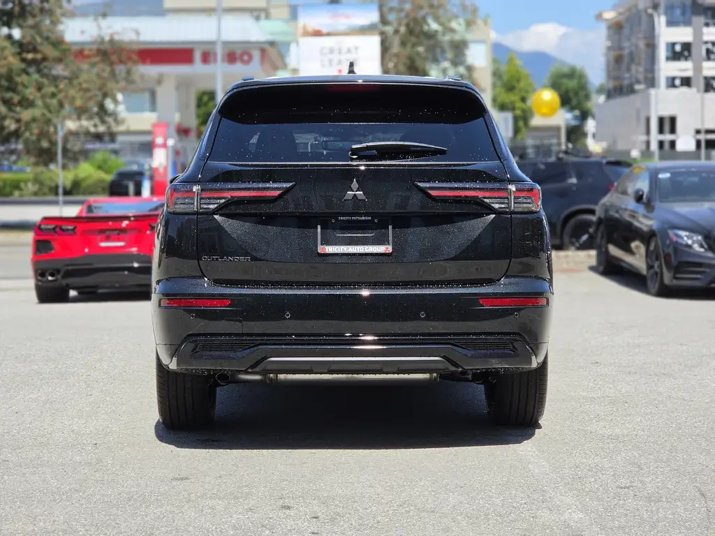 Mitsubishi Outlander 2026 photo 5