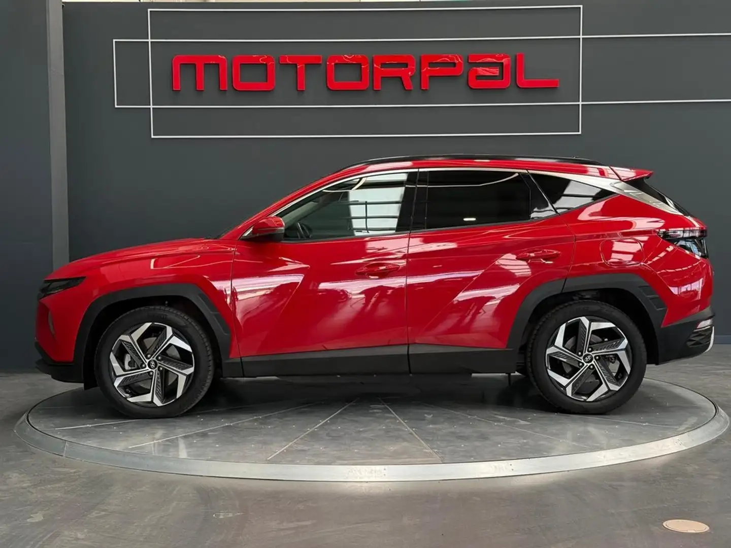 Hyundai TUCSON 1.6 TGDI PHEV Tecno Sky AT Rojo - 2