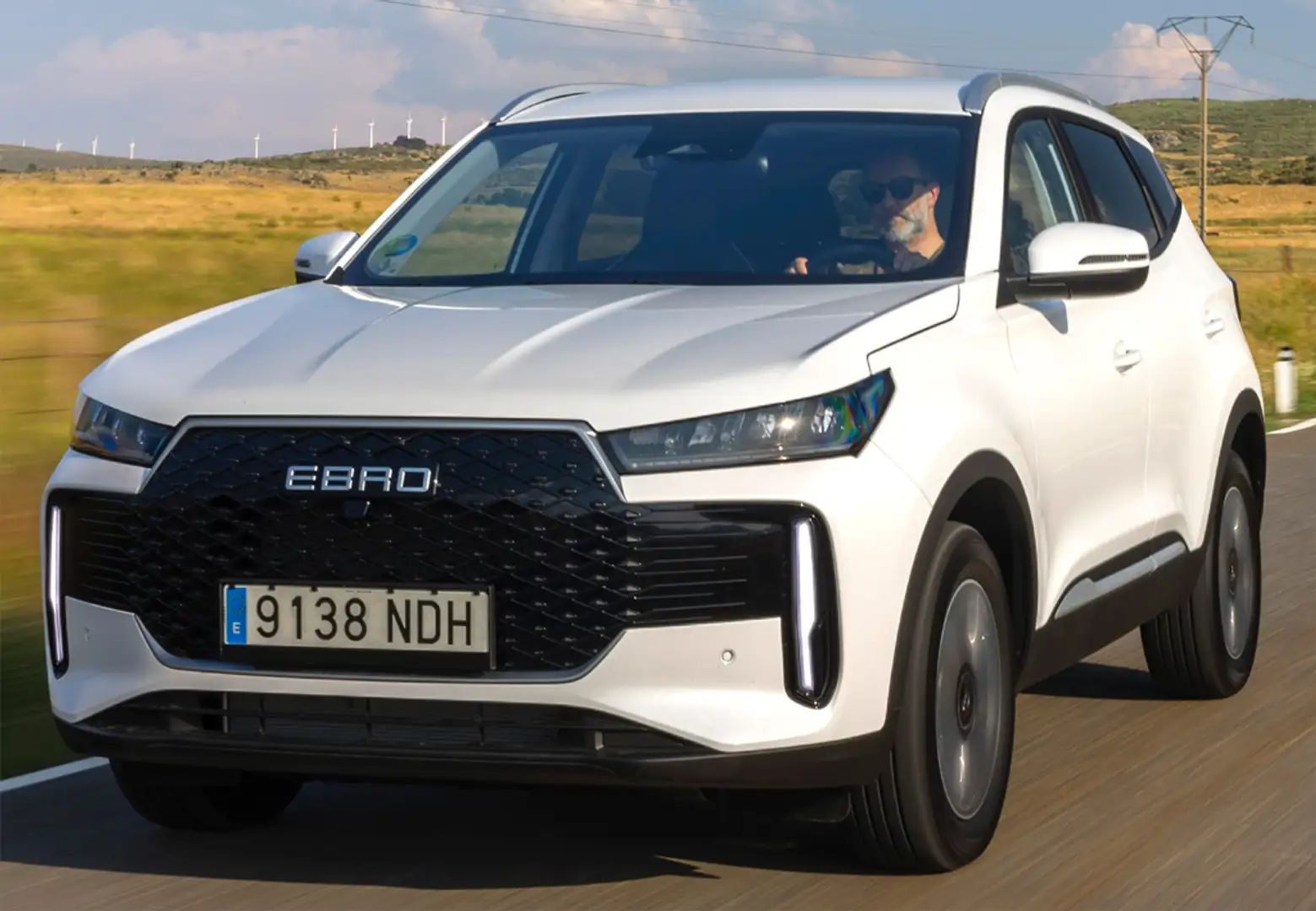 Ebro Ostali s400 1.5 DHE E-CVT Excellence FWD - 1