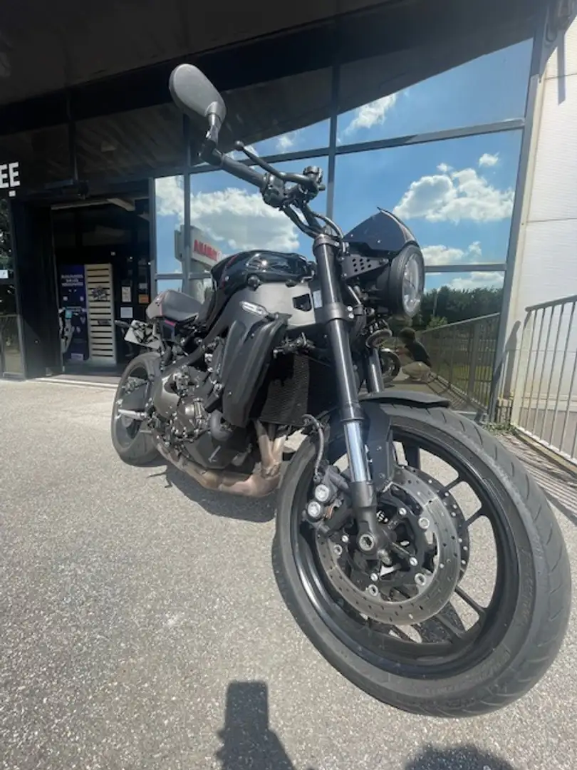 Yamaha XSR 900 Noir - 2