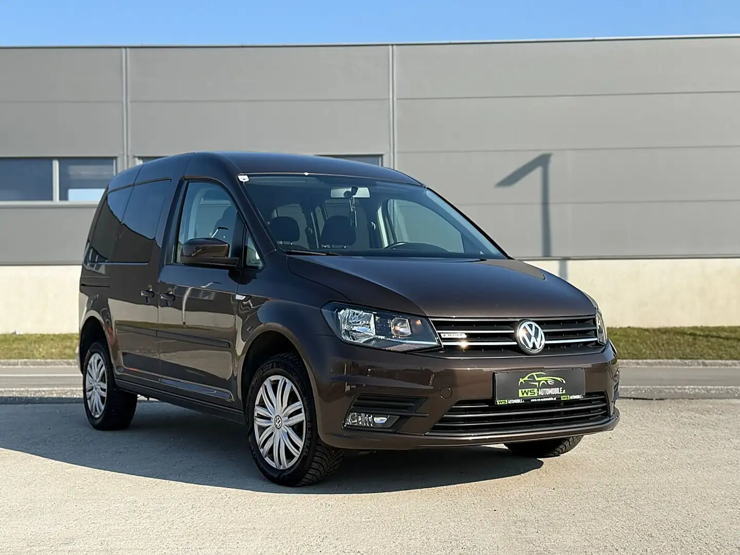 Volkswagen Caddy Kombi Trendline 2,0 TDI 4MOTION 1.Beistz Braun - 2