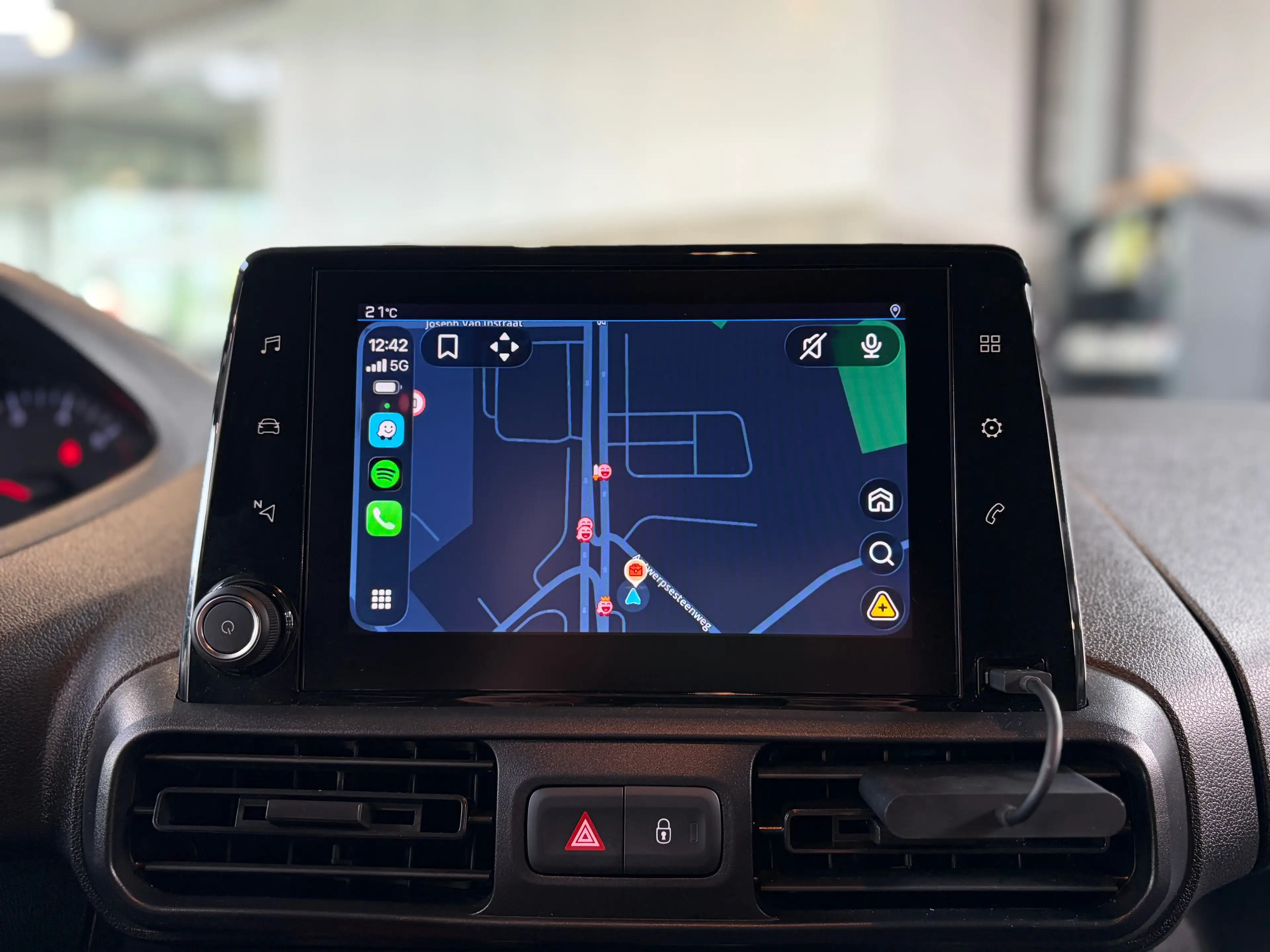 Peugeot Partner 1.2 PureTech L1 Light — photo 10