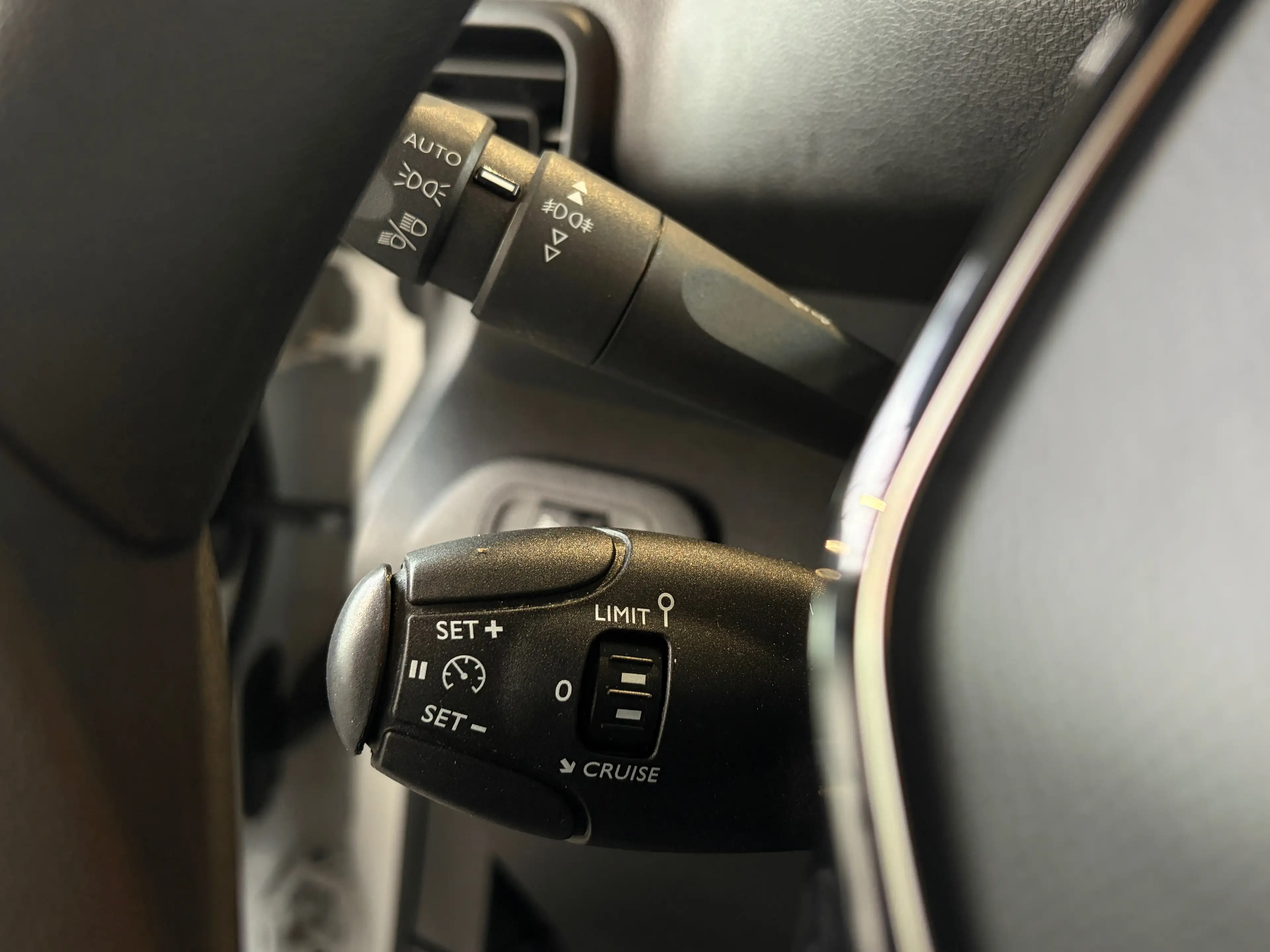 Peugeot Partner 1.2 PureTech L1 Light — photo 15