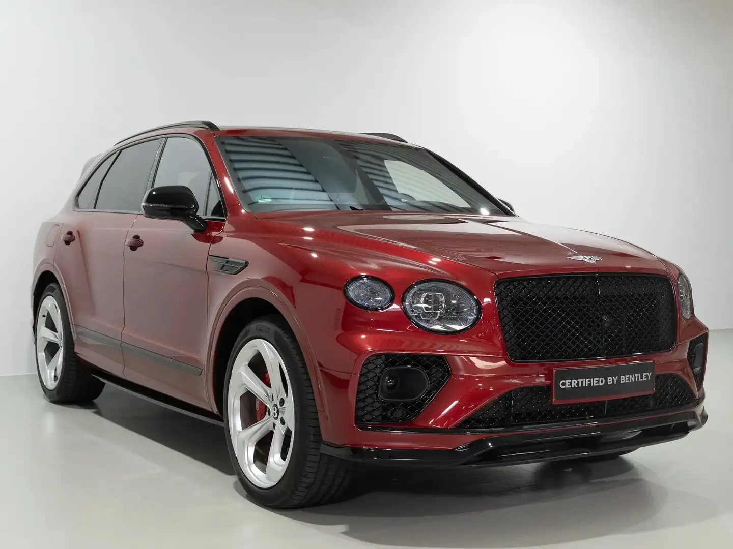 Bentley Bentayga Hybrid S *NAIM*Carbon Styling* Červená - 1