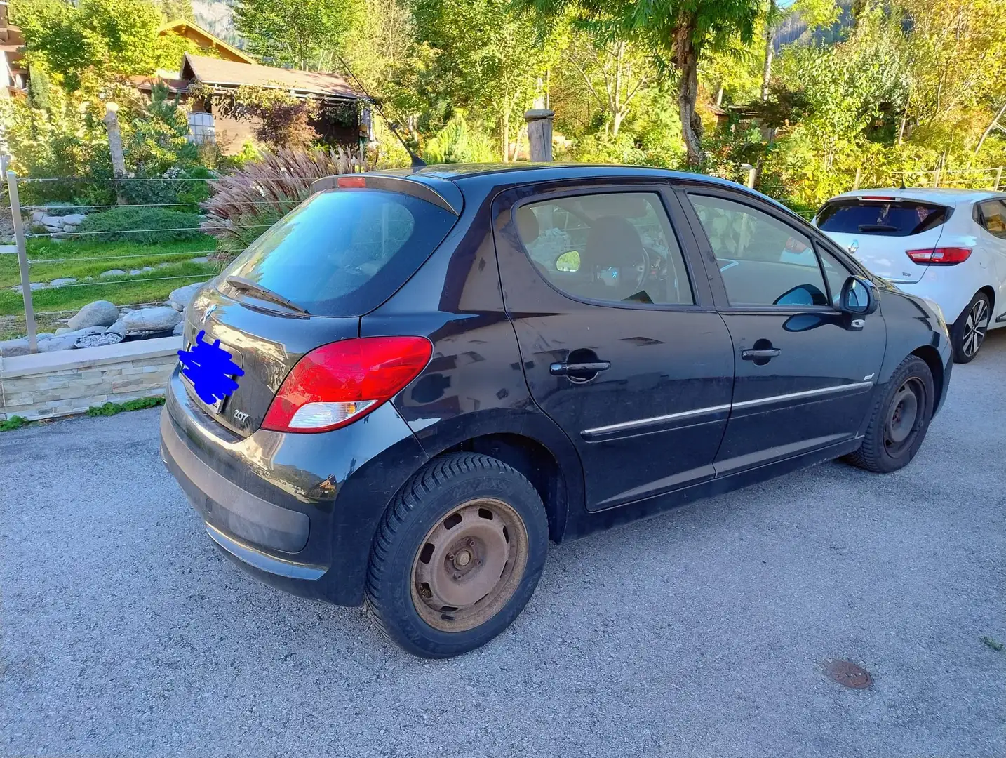 Peugeot 207 207 Husky 1,4 Husky Schwarz - 2