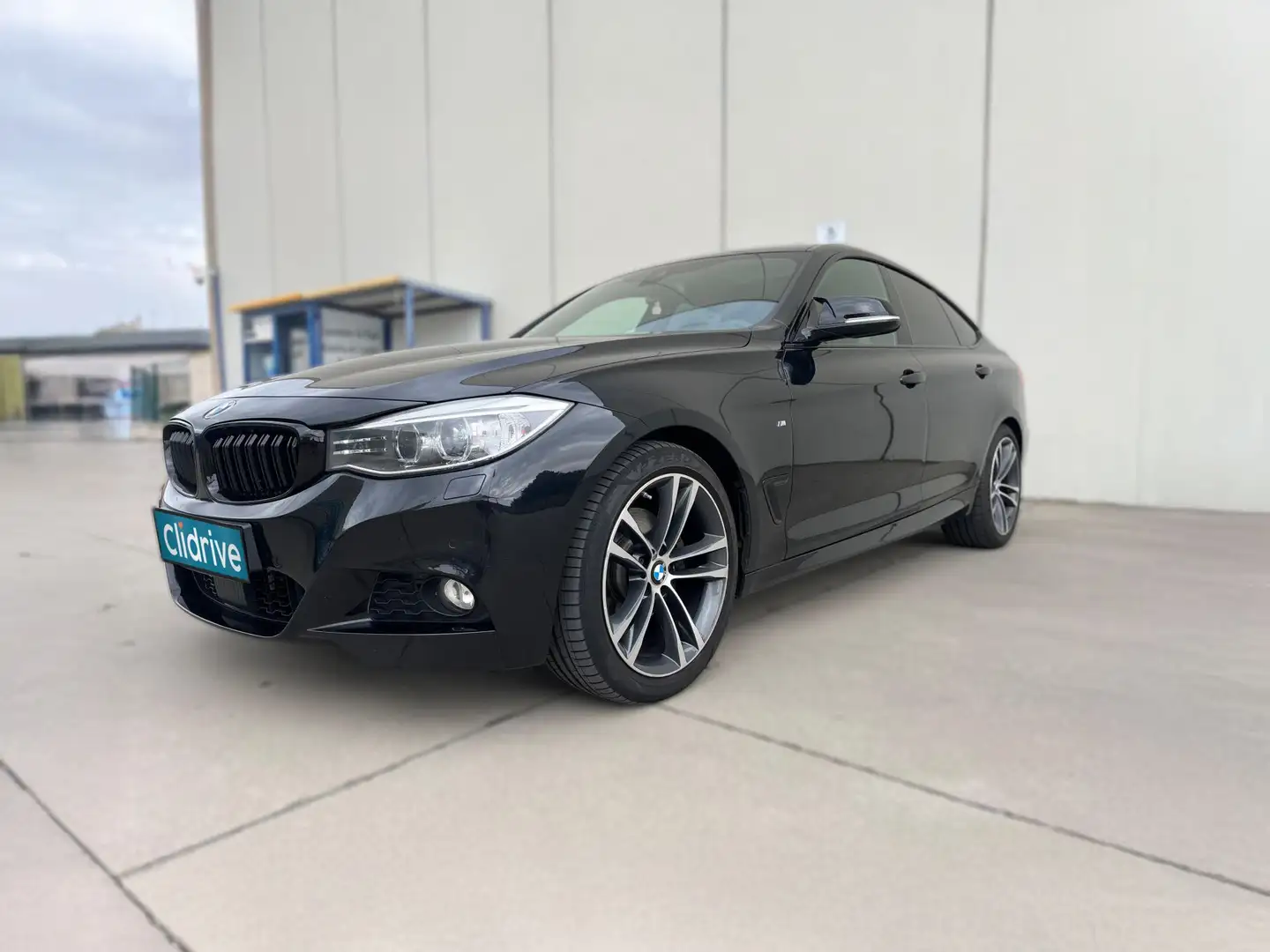 BMW 330 330dA Gran Turismo xDrive Černá - 2