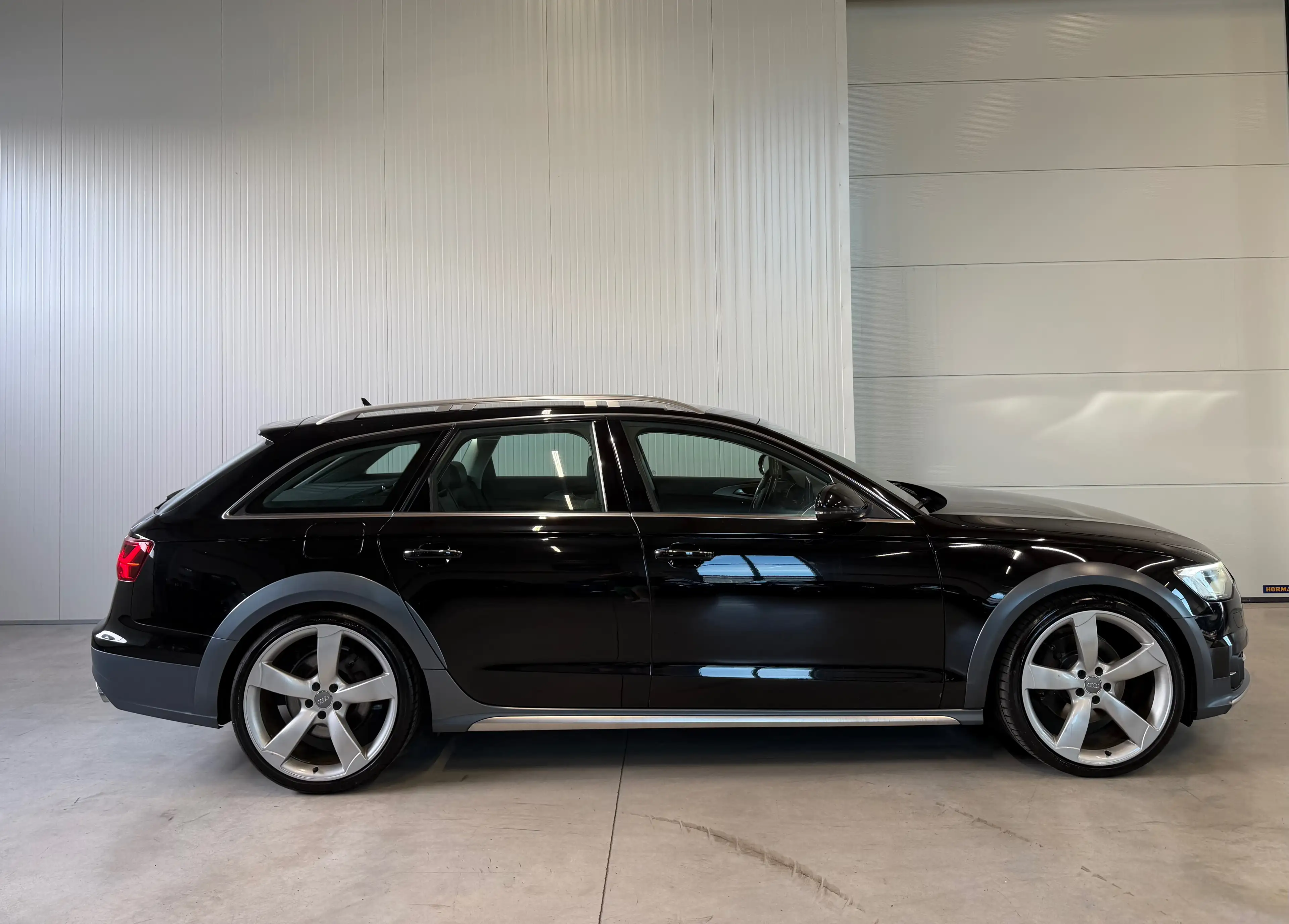 Audi A6 allroad 3.0 TDI *S-TRONIC*LUFT*21-ZOLL-ROTOR* — photo 11