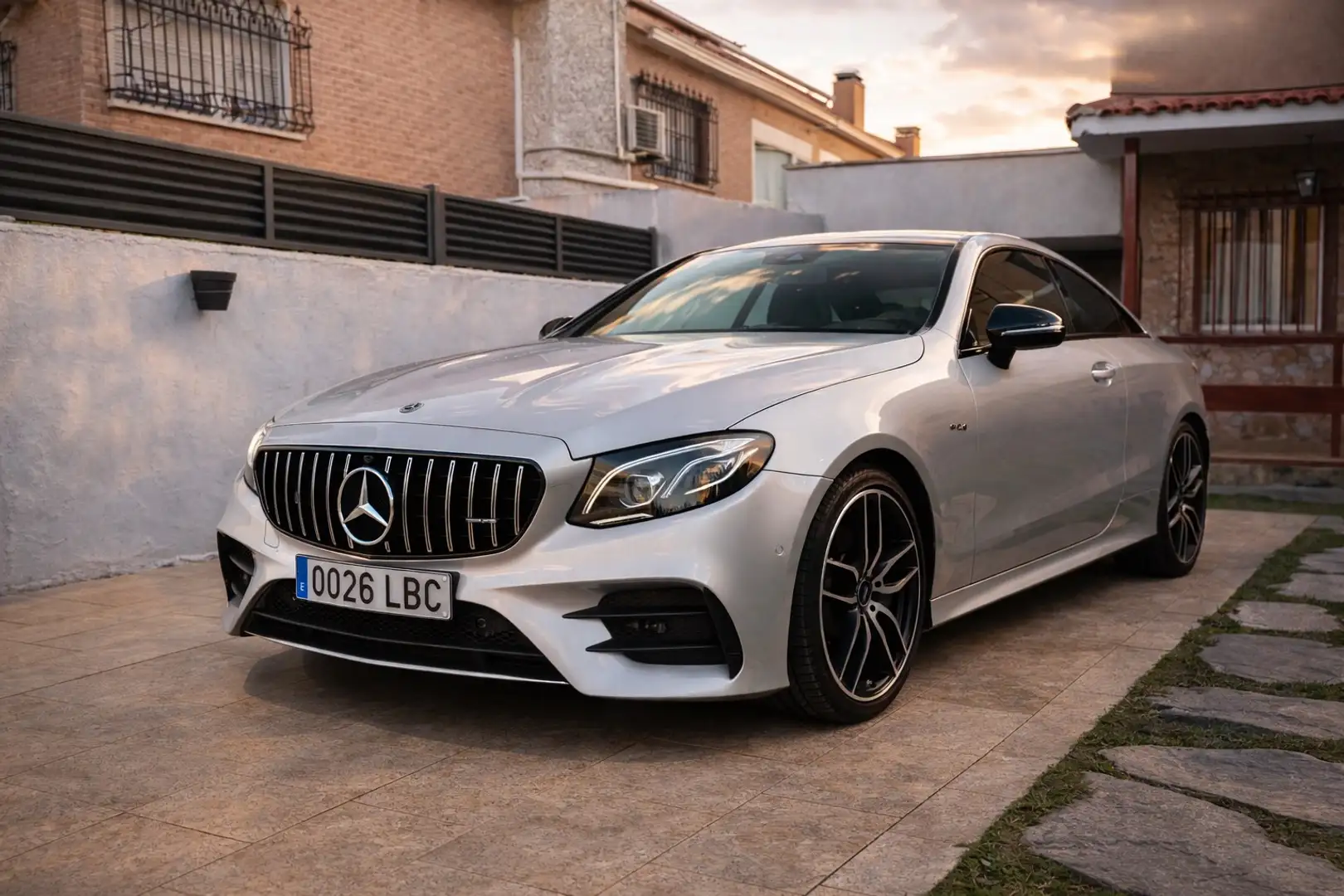 Mercedes-Benz E 53 AMG Coupé 4Matic+ 9G-Tronic - 1