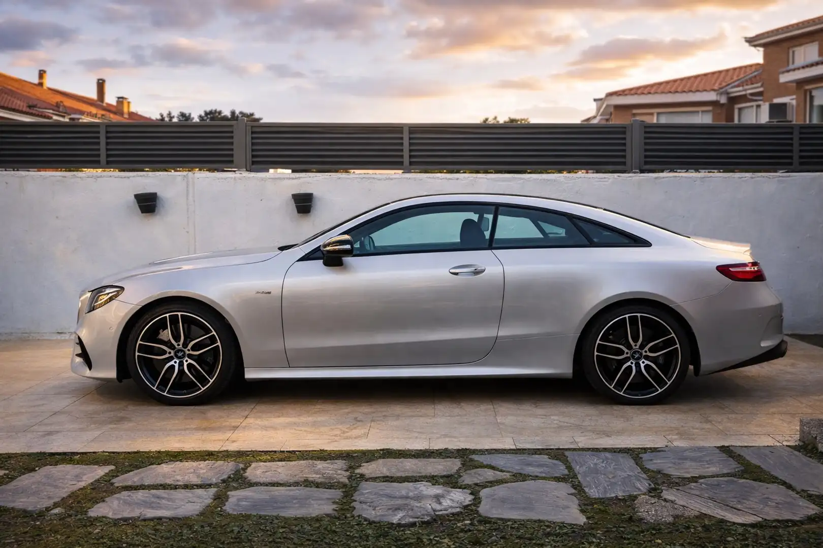 Mercedes-Benz E 53 AMG Coupé 4Matic+ 9G-Tronic - 2