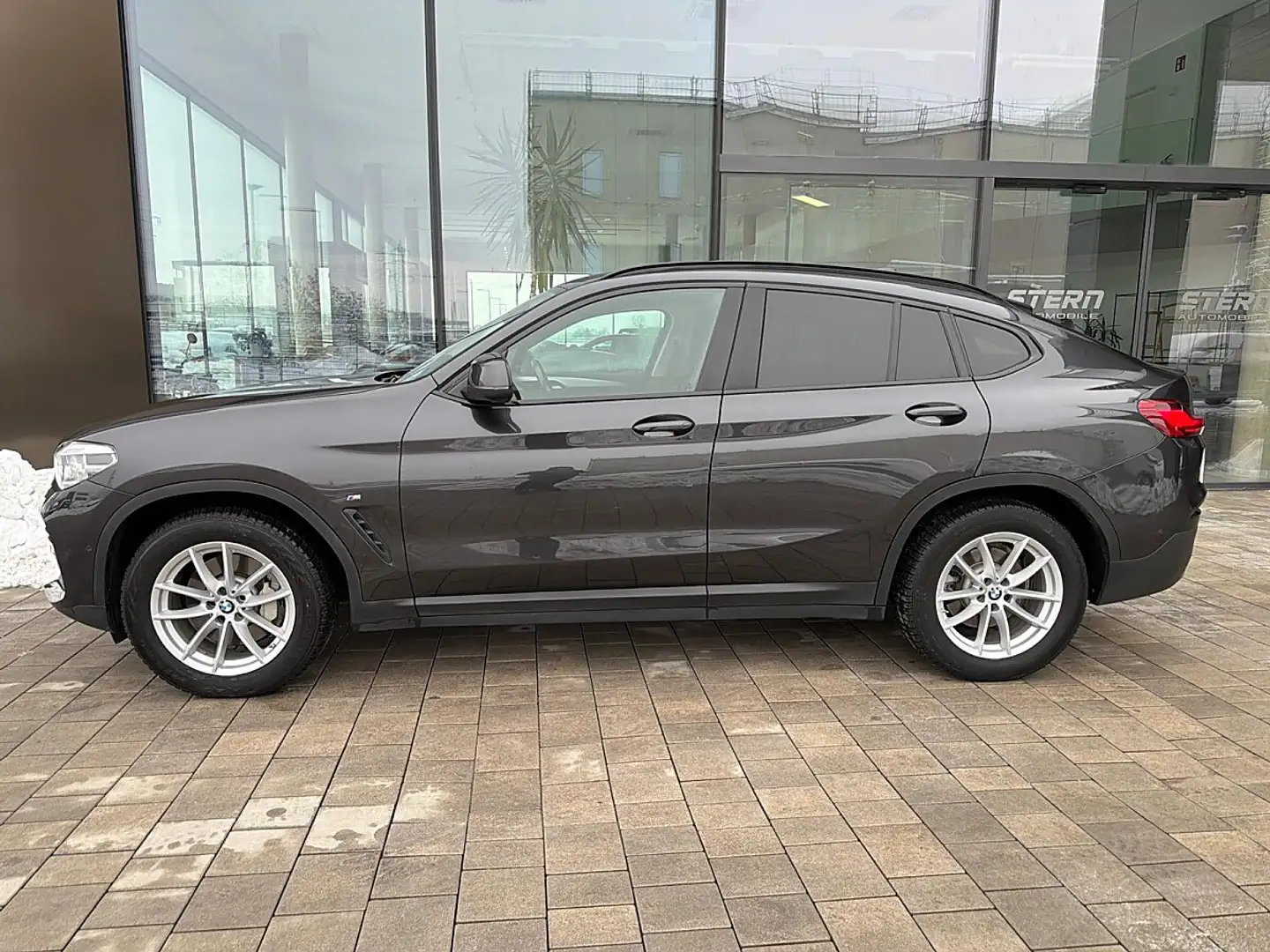 BMW X4 xDrive 30d Aut. *HUD*ASSIST+*KEYLESS Grau - 2