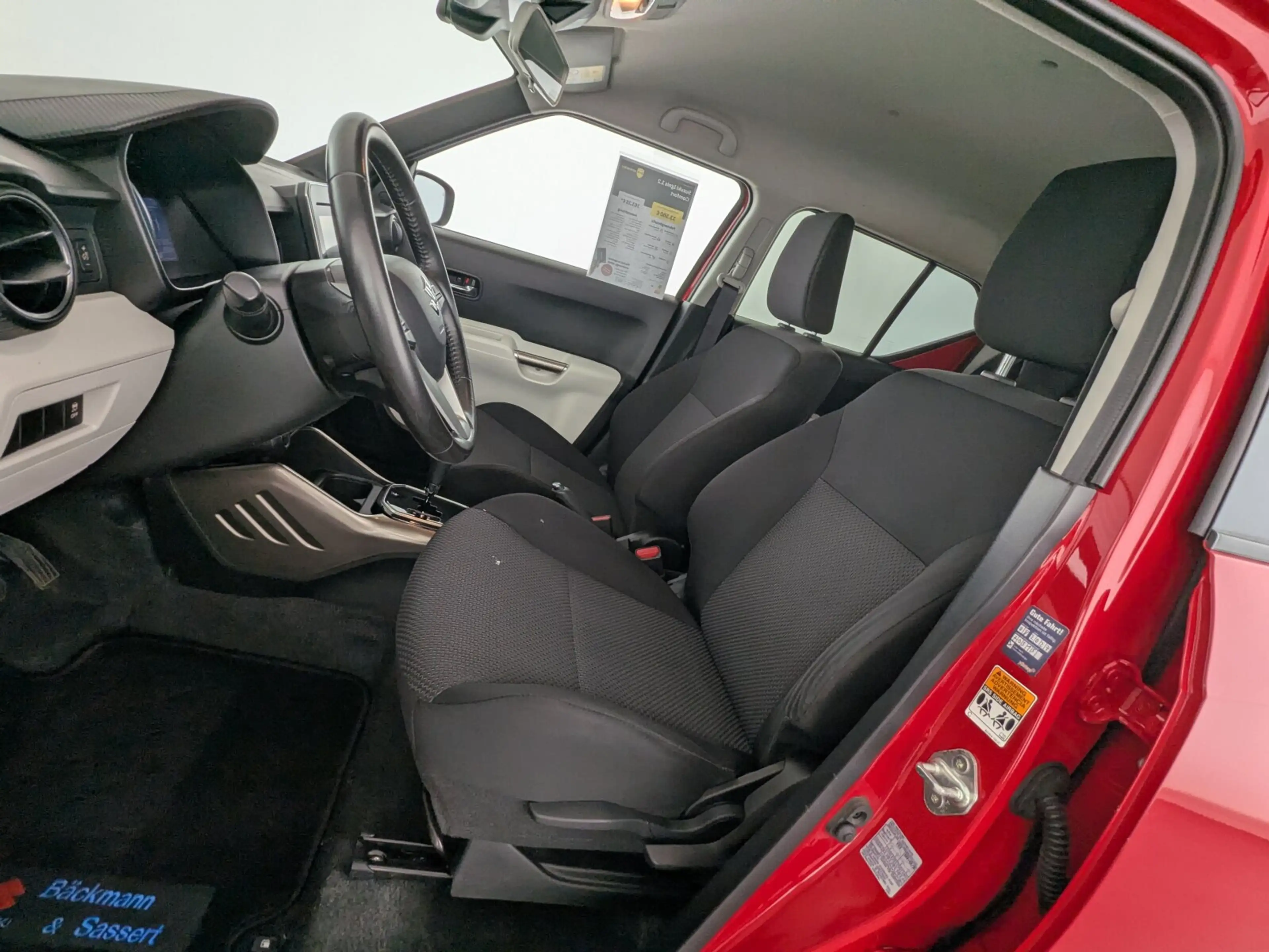 Suzuki Ignis Ignis 1.2 Comfort NAVI+SHZ+RFK+KLIMA+ Klima/eFH. — photo 15