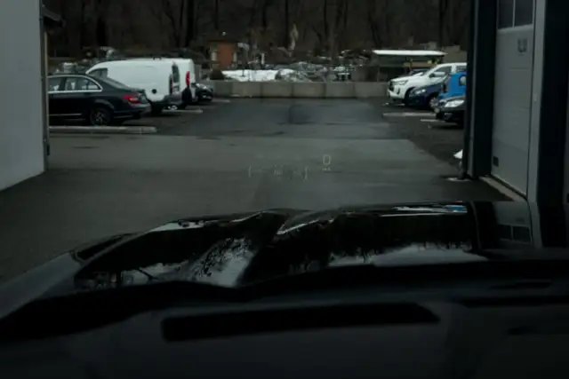 GMC Sierra 1500 AT4 Crew Cab Short Box 4x4 Ansicht 25