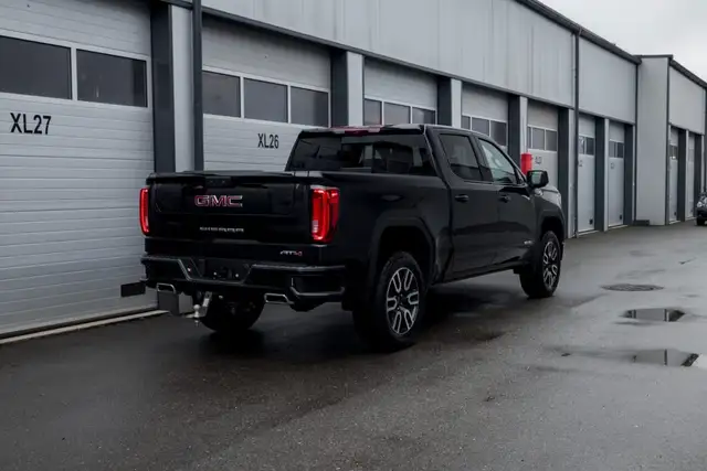 GMC Sierra view 2