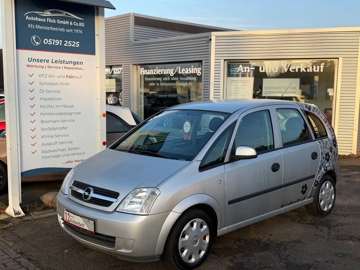 Opel Meriva Enjoy mit Klima/AHK/Allwetter/CD-Radio Argent - 1