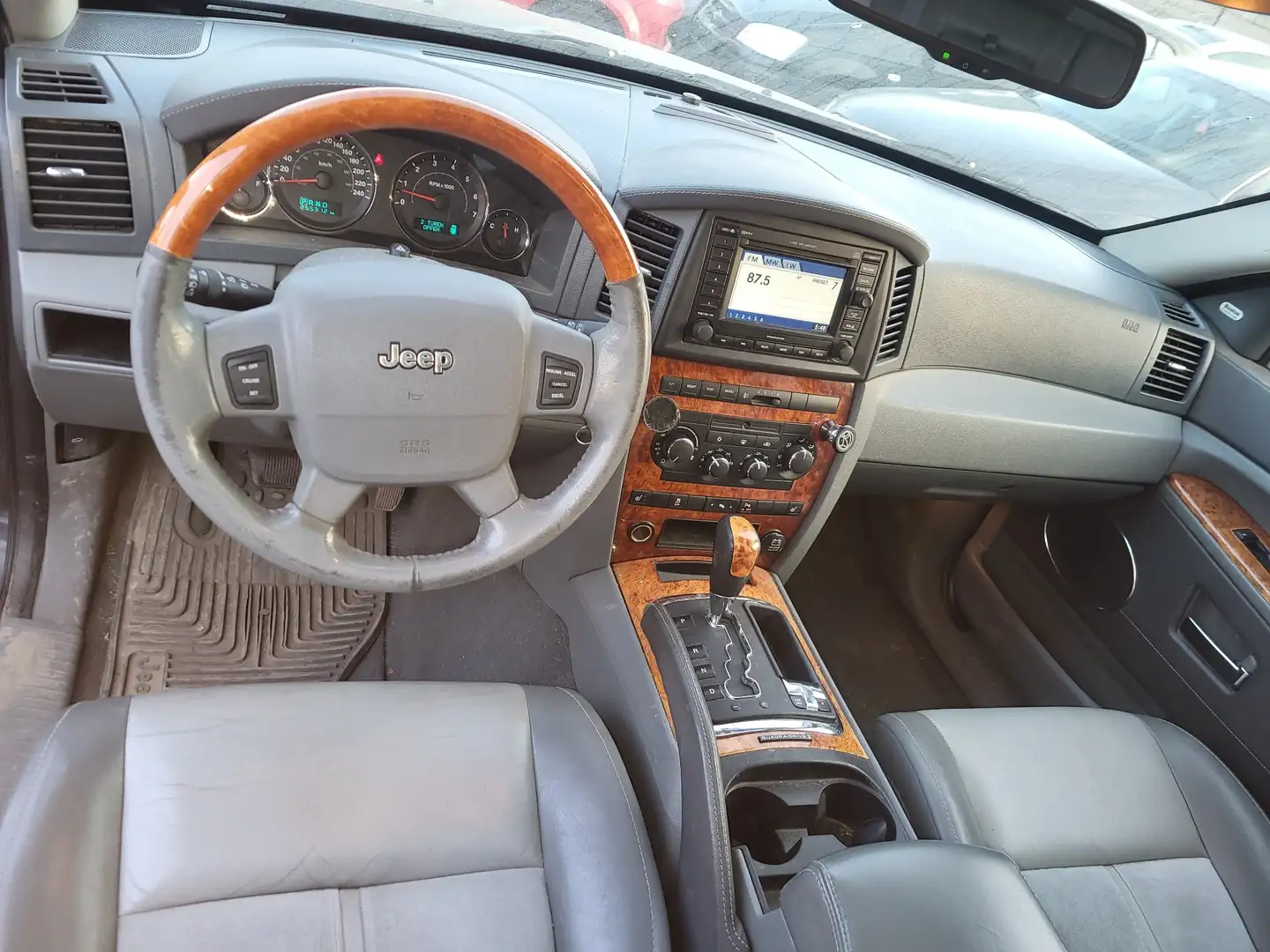 Jeep Grand Cherokee 3.0 CRD Automatik Laredo crna - 2