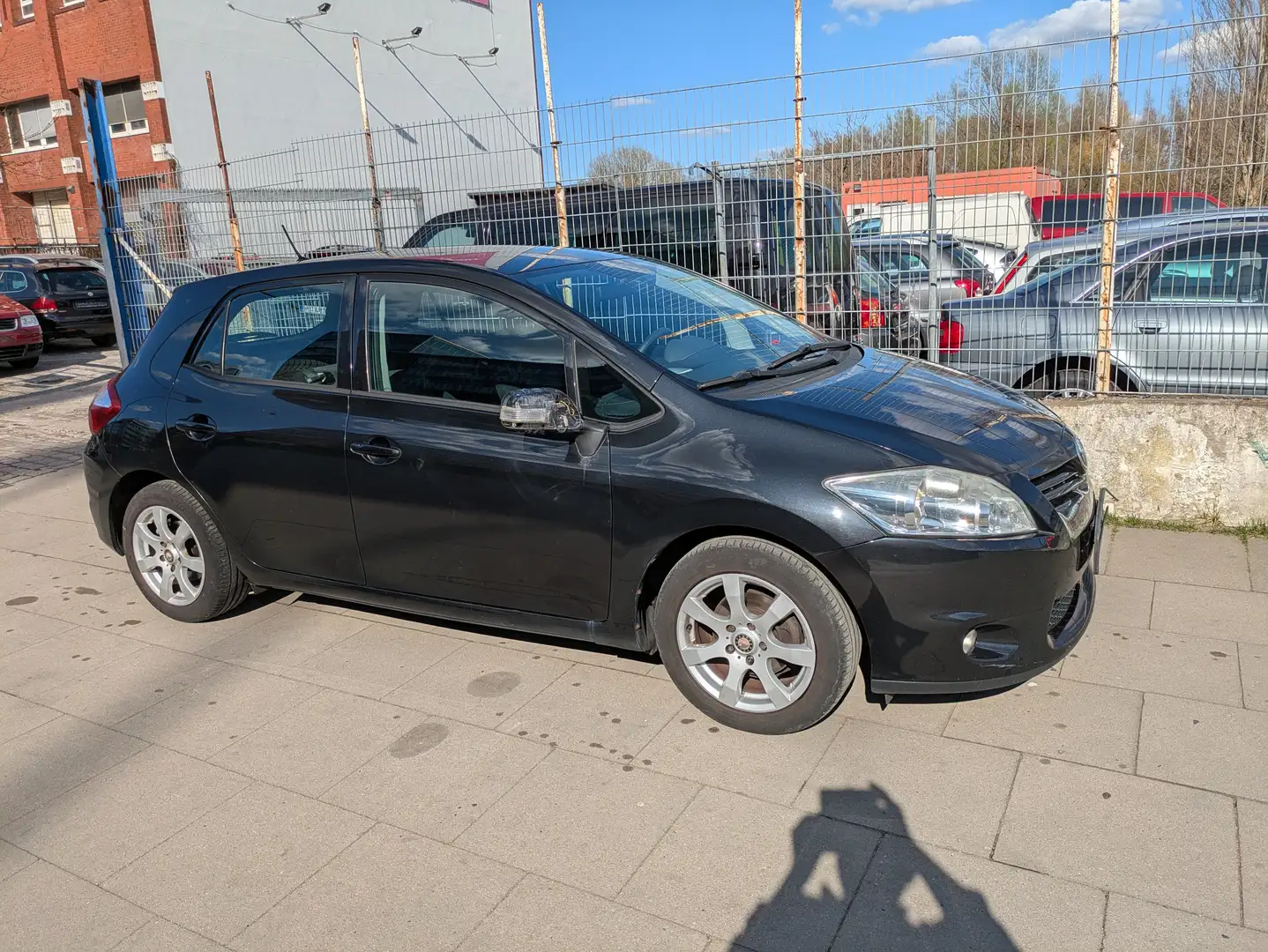 Toyota Auris Life+ Schwarz - 1