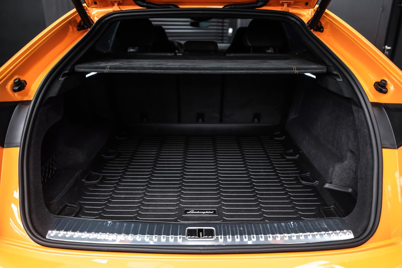 Lamborghini Urus Performante | Carbon bonnet & spoiler | R23 — photo 13