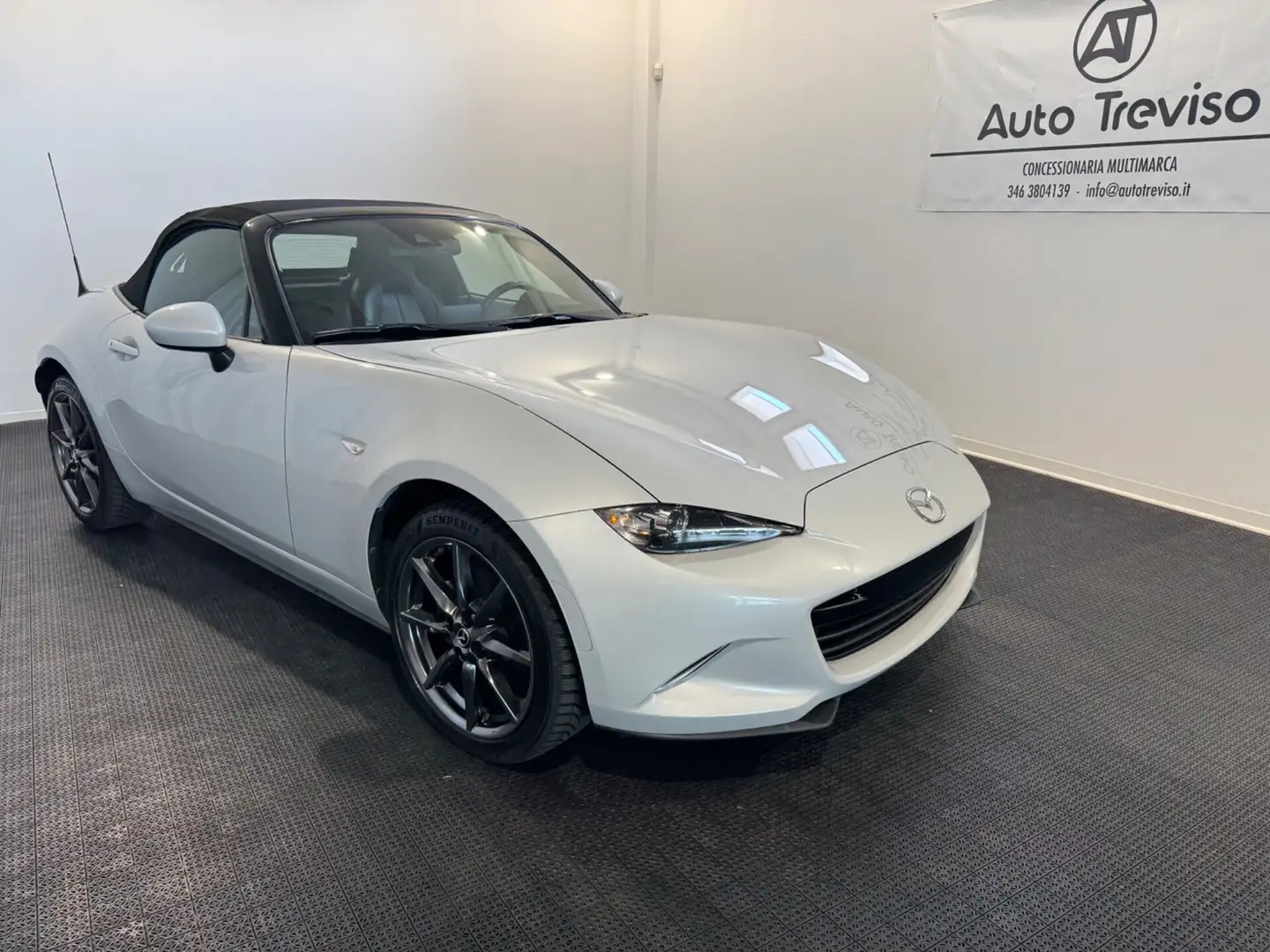 Mazda MX-5 2.0L Skyactiv-G Sport Blanc - 1