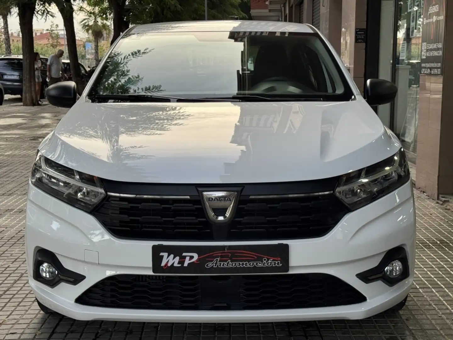 Dacia Sandero TCe Essential 67kW Blanco - 2