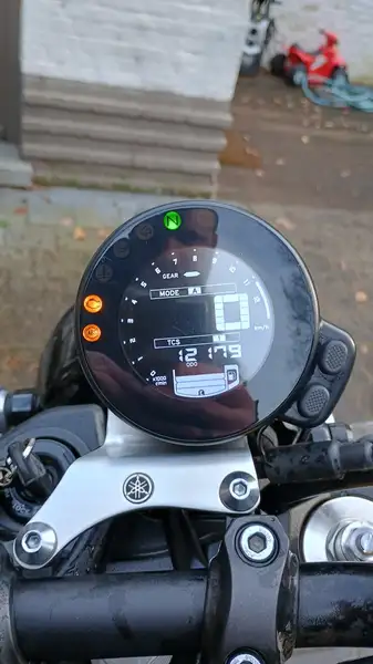 Yamaha XSR 900 - foto 7