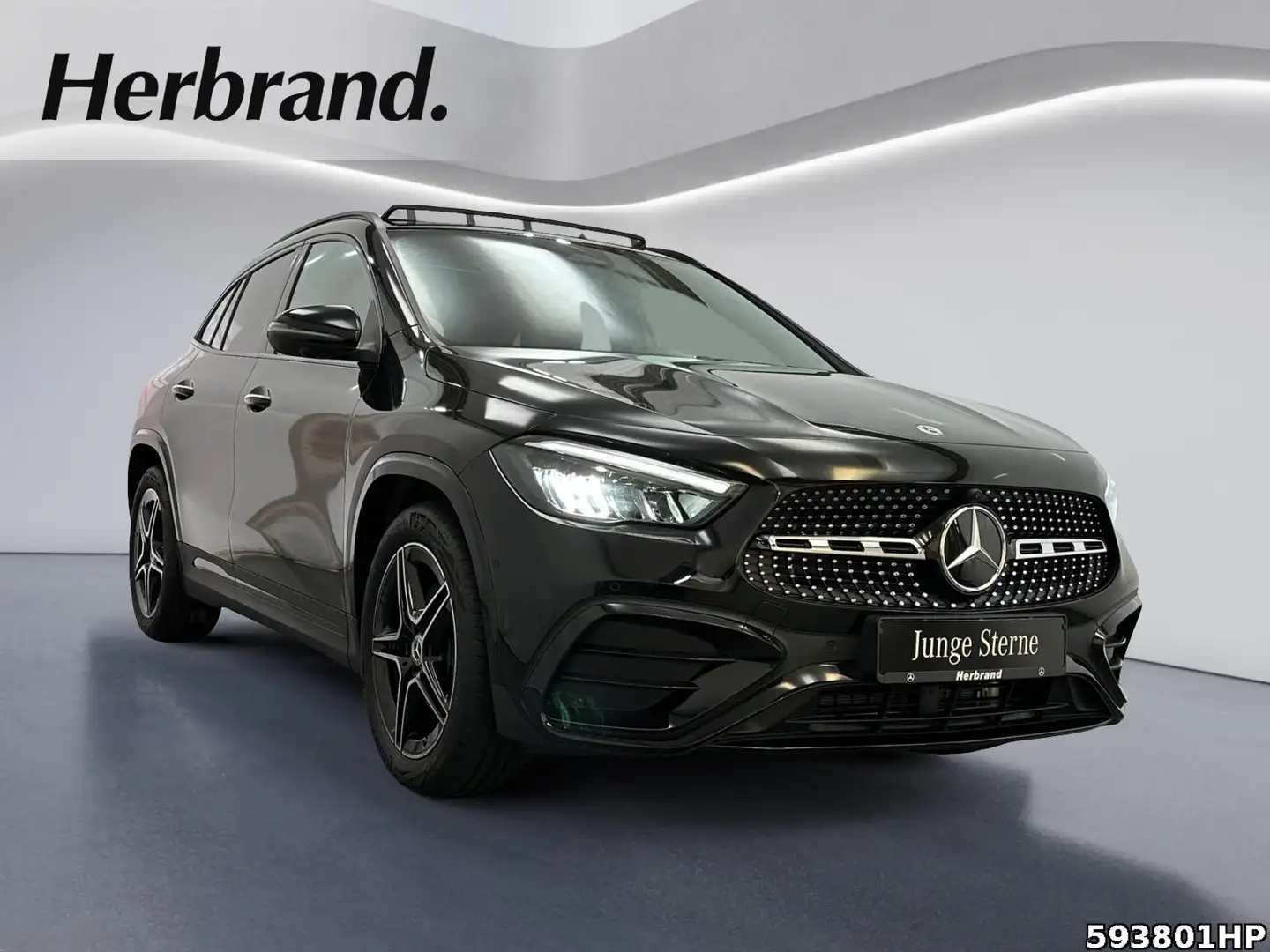 Mercedes-Benz GLA 200 AMG Pano AHK 360° Night Schwarz - 2