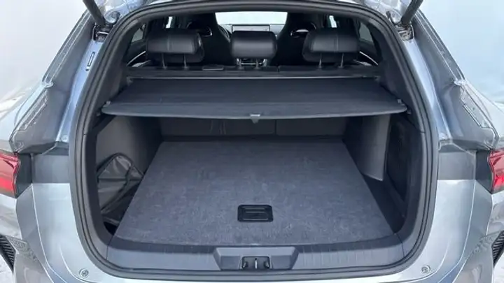BYD Seal U DM-i COMFORT 2025, foto 11