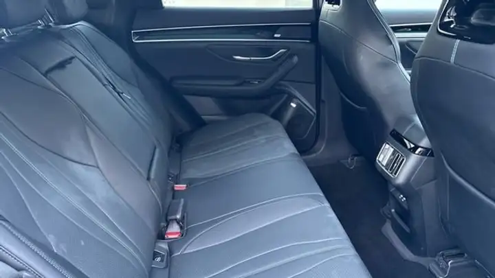 BYD Seal U DM-i COMFORT 2025, foto 8